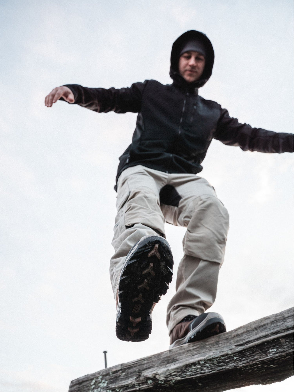 Tradesman wearing Blaklader Workwear Ripstop Pants on jobsite