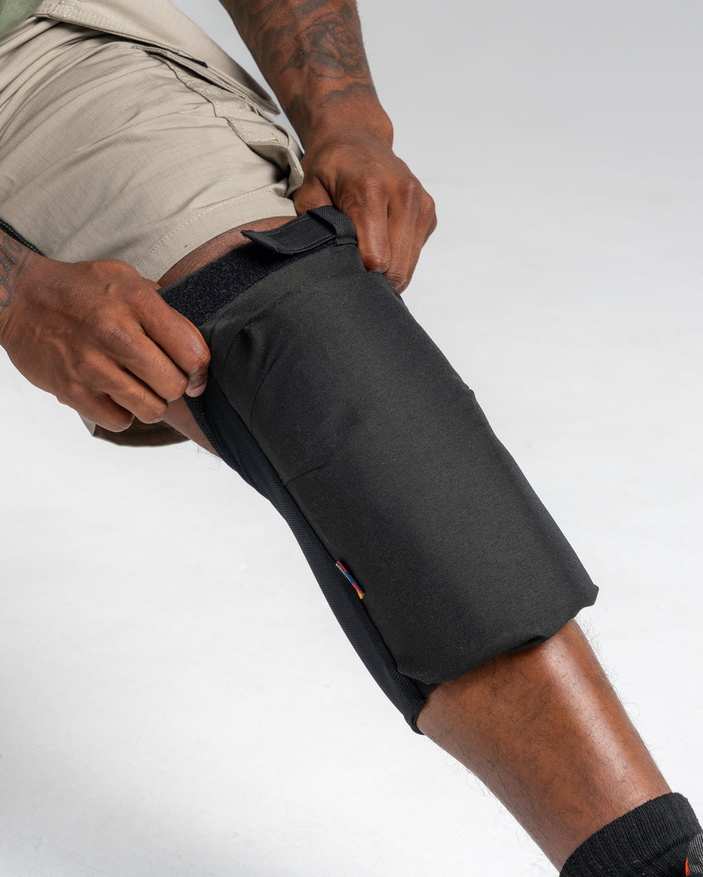 Ripstop Shorts - With Utility Pockets - White/Dark grey