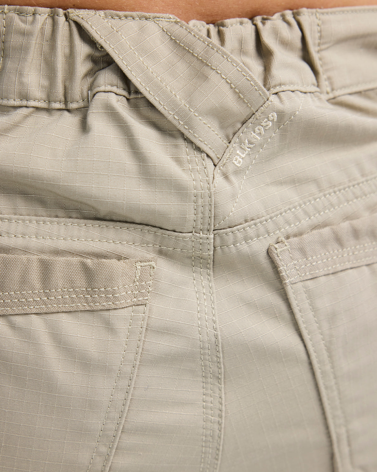 Women's Ripstop Lite Shorts - Stone