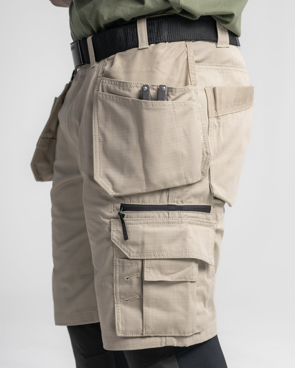 Ripstop Shorts - With Utility Pockets - Dark navy blue