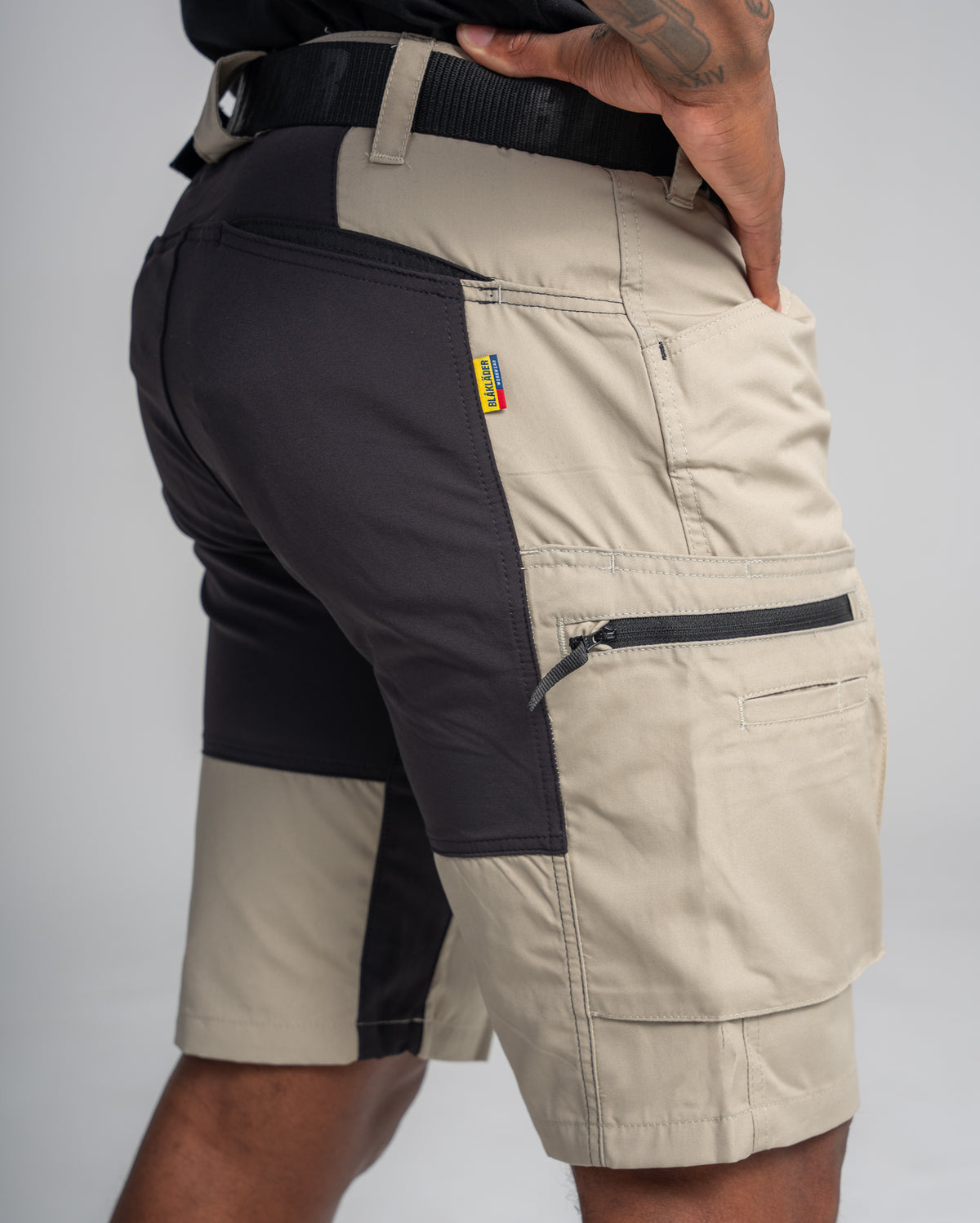 Stratus Lite Shorts - Black